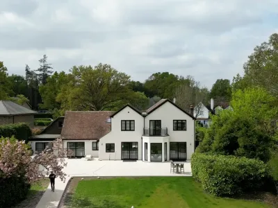 Lakeside Oak Grange Road
